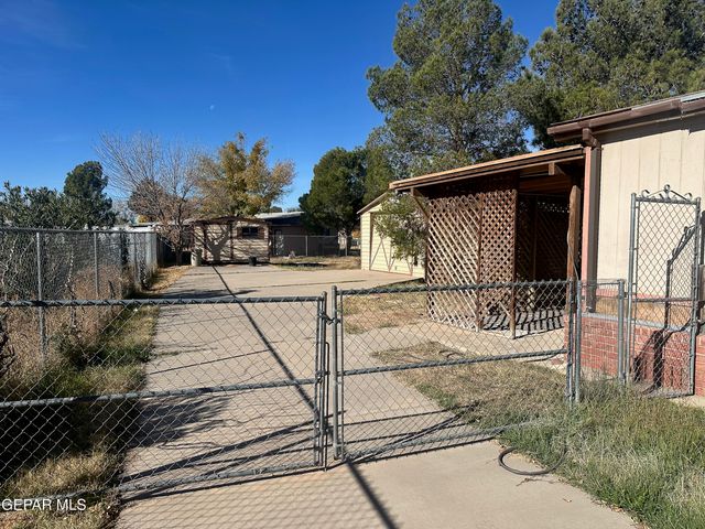 5907 Arroyo Sereno Court, El Paso, TX 79932