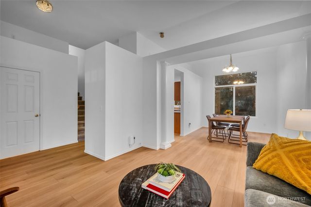 820 Grimes Road, Bothell, WA 98012