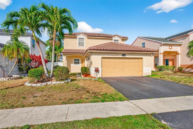 2166 NW 191st Ave, Pembroke Pines, FL 33029