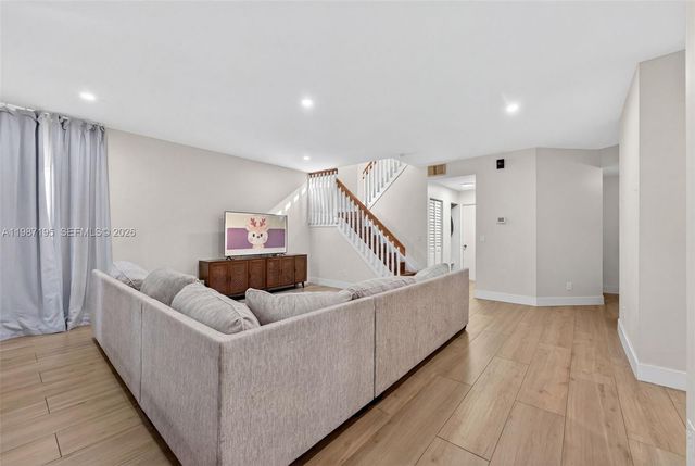 2166 NW 191st Ave, Pembroke Pines, FL 33029