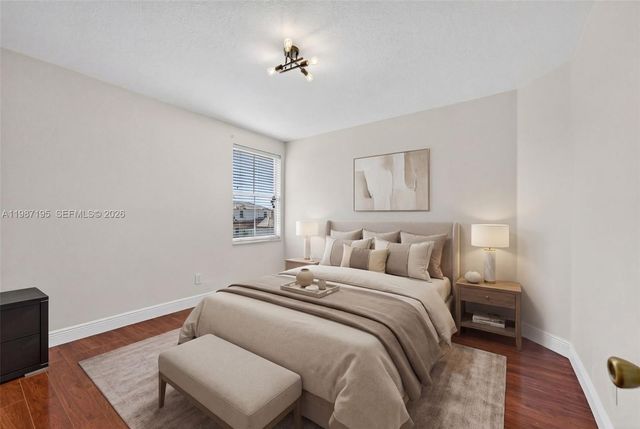 2166 NW 191st Ave, Pembroke Pines, FL 33029