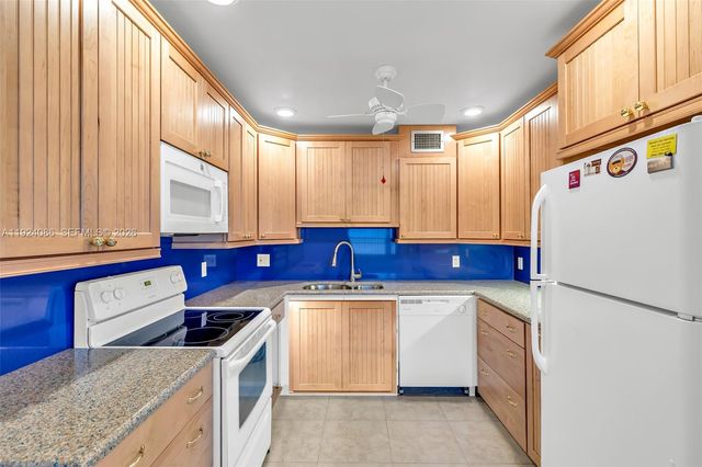 145 Grantham C 145, Deerfield Beach, FL 33442