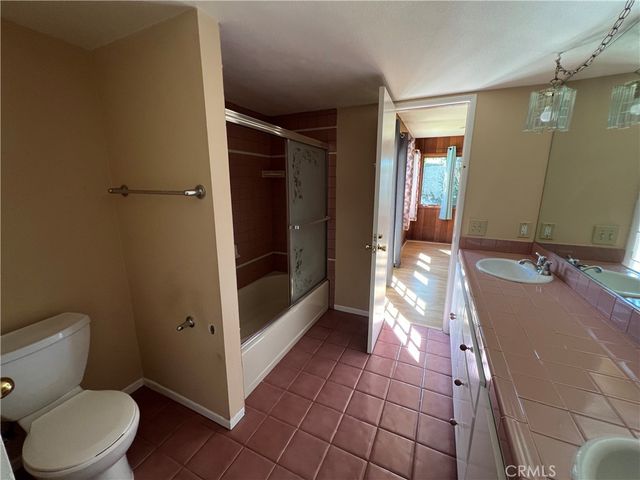 328 S Wheeler Place, Orange, CA 92869