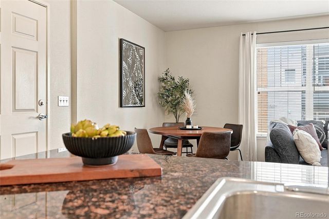 1623 Saint Paul Street 301, Denver, CO 80206