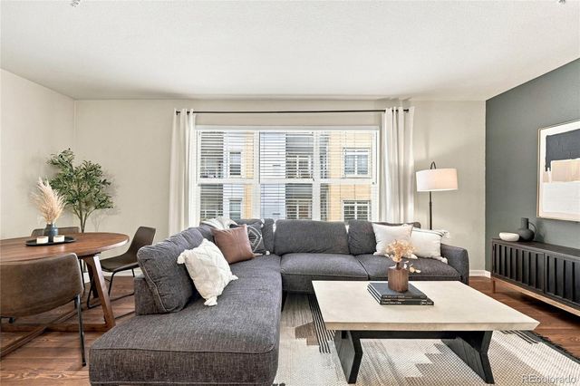 1623 Saint Paul Street 301, Denver, CO 80206
