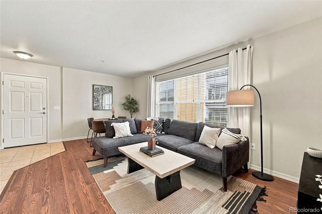 1623 Saint Paul Street 301, Denver, CO 80206