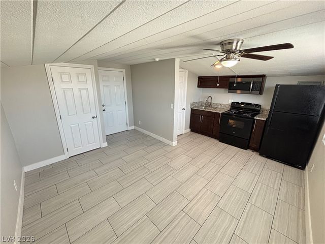 1601 Stewart Avenue 4, Las Vegas, NV 89101