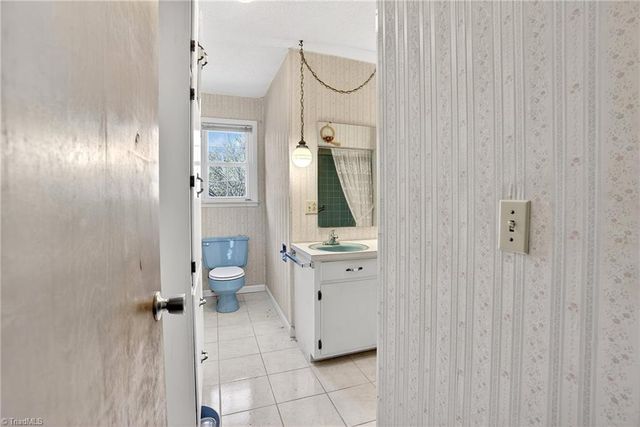 1611 Danny Bell Road, Asheboro, NC 27205