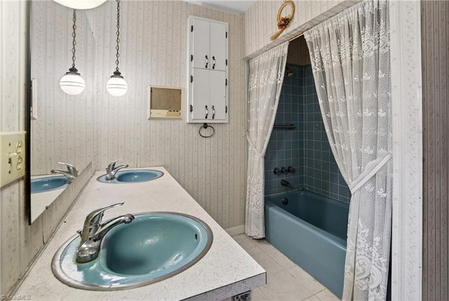 1611 Danny Bell Road, Asheboro, NC 27205