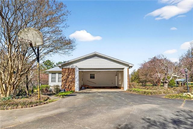 1611 Danny Bell Road, Asheboro, NC 27205
