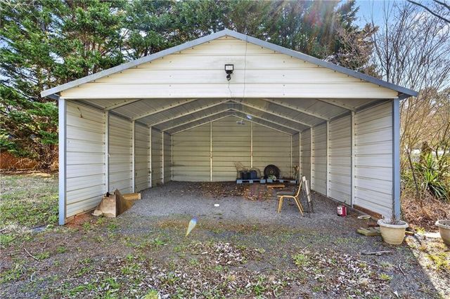 1611 Danny Bell Road, Asheboro, NC 27205