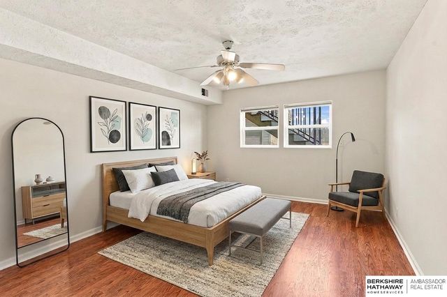 12737 Woodcrest Plz Apt 119, Omaha, NE 68137