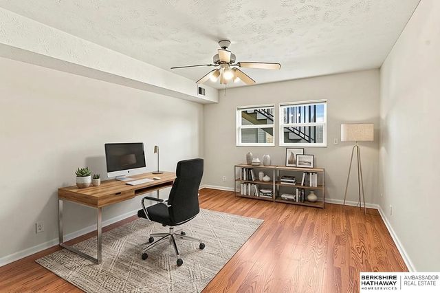 12737 Woodcrest Plz Apt 119, Omaha, NE 68137