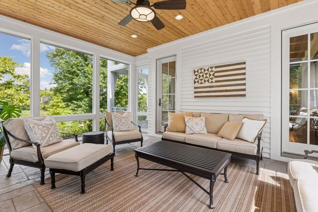 1625 Locust Hills Trail, Wayzata, MN 55391