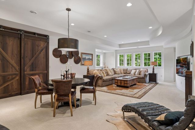 1625 Locust Hills Trail, Wayzata, MN 55391