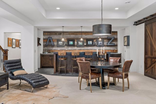 1625 Locust Hills Trail, Wayzata, MN 55391