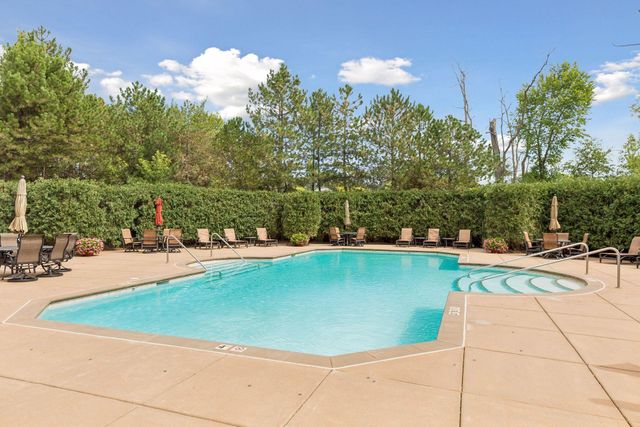 1625 Locust Hills Trail, Wayzata, MN 55391