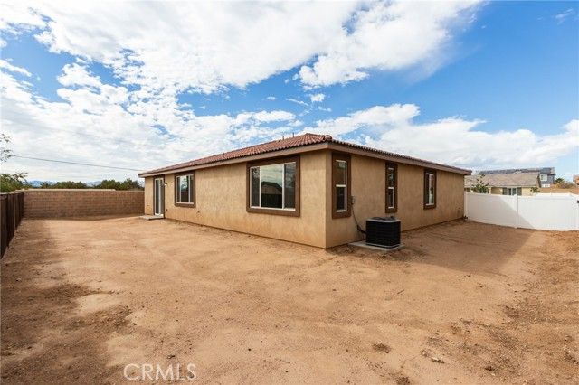 8507 Stockton Avenue, Hesperia, CA 92344