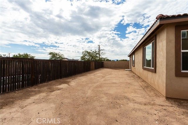 8507 Stockton Avenue, Hesperia, CA 92344