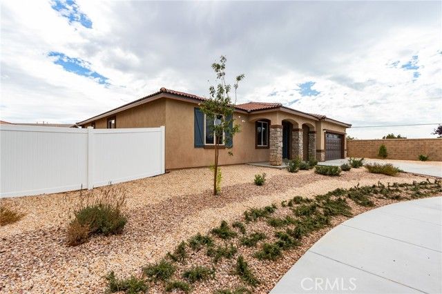 8507 Stockton Avenue, Hesperia, CA 92344