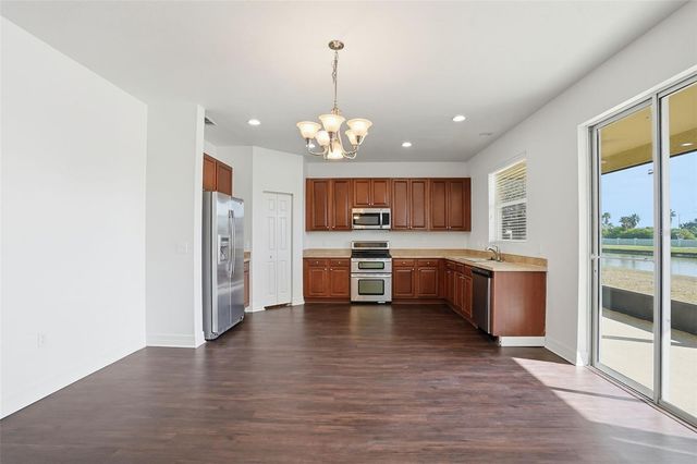 104 STAR SHELL DRIVE, Apollo Beach, FL 33572