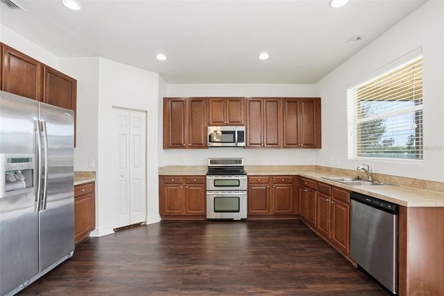 104 STAR SHELL DRIVE, Apollo Beach, FL 33572