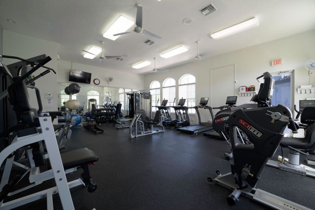 10052 Diamond Lake Drive, Boynton Beach, FL 33437