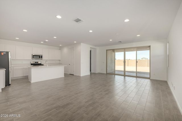 12368 W PARKWAY Lane, Avondale, AZ 85323