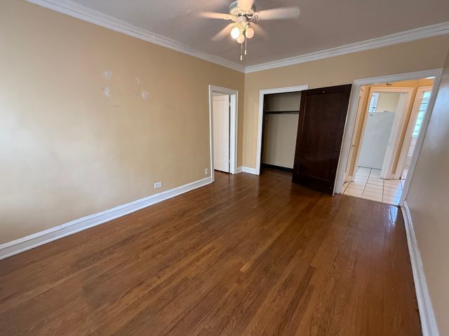 2146 S Gunderson Avenue 214, Berwyn, IL 60402