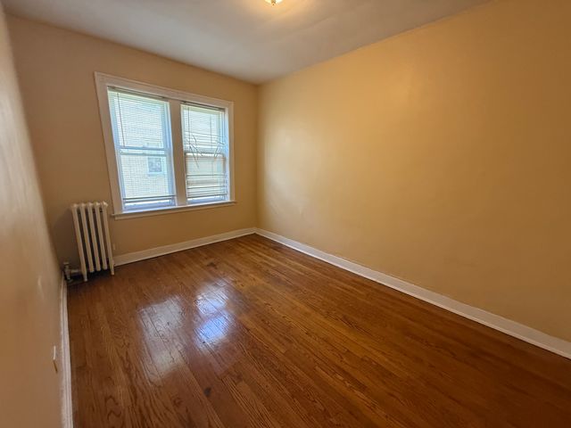 2146 S Gunderson Avenue 214, Berwyn, IL 60402