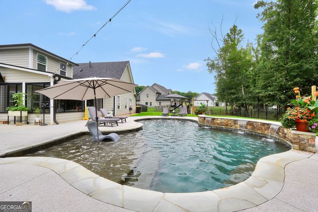 112 Gordon Oaks Way, Moreland, GA 30259