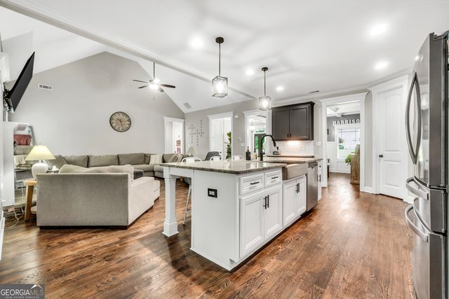 112 Gordon Oaks Way, Moreland, GA 30259
