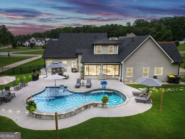 112 Gordon Oaks Way, Moreland, GA 30259