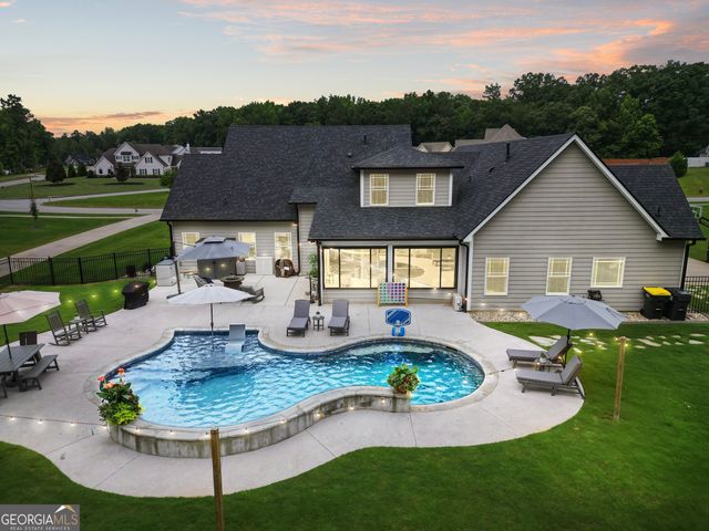 112 Gordon Oaks Way, Moreland, GA 30259