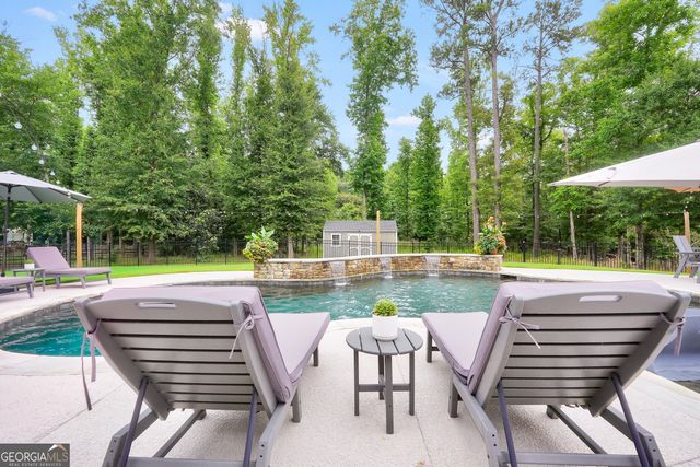 112 Gordon Oaks Way, Moreland, GA 30259