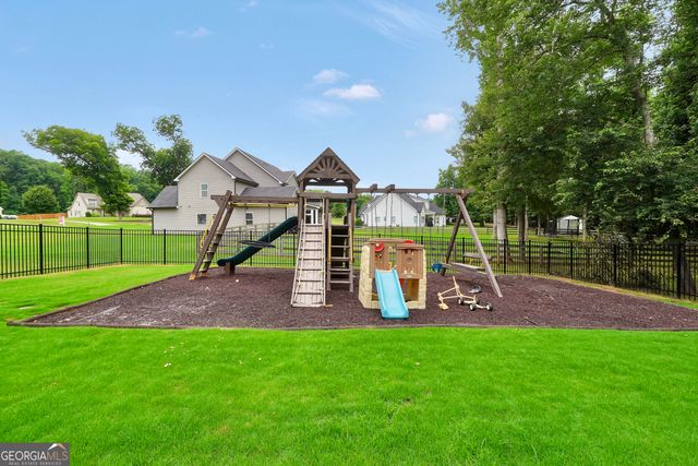 112 Gordon Oaks Way, Moreland, GA 30259