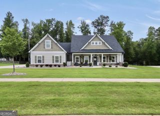 112 Gordon Oaks Way, Moreland, GA 30259