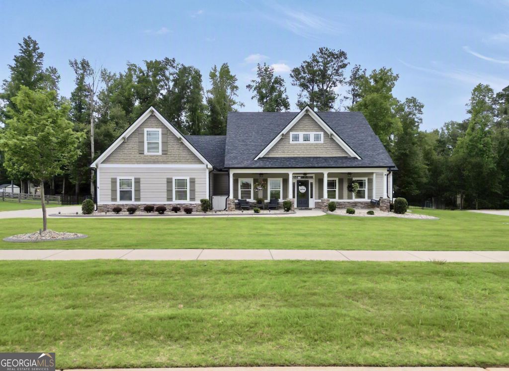 112 Gordon Oaks Way, Moreland, GA 30259
