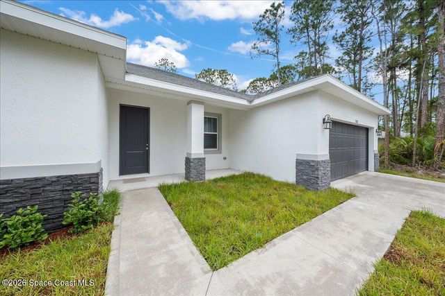 3373 Fitzpatrick Avenue SW, Palm Bay, FL 32908