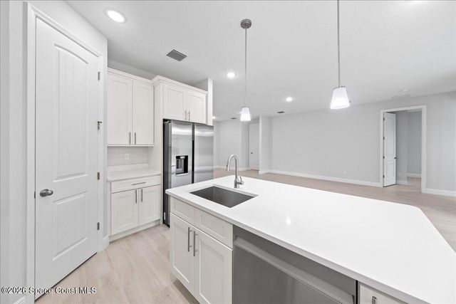 3373 Fitzpatrick Avenue SW, Palm Bay, FL 32908