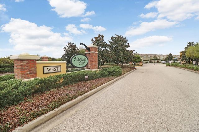 4605 SOMERSET HILL LANE, Riverview, FL 33578