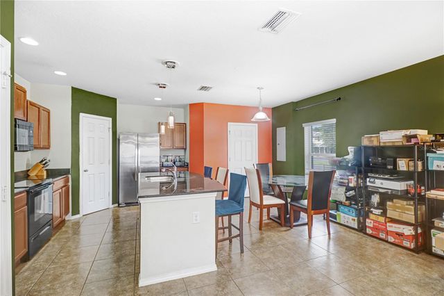 4605 SOMERSET HILL LANE, Riverview, FL 33578