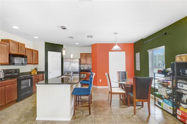 4605 SOMERSET HILL LANE, Riverview, FL 33578