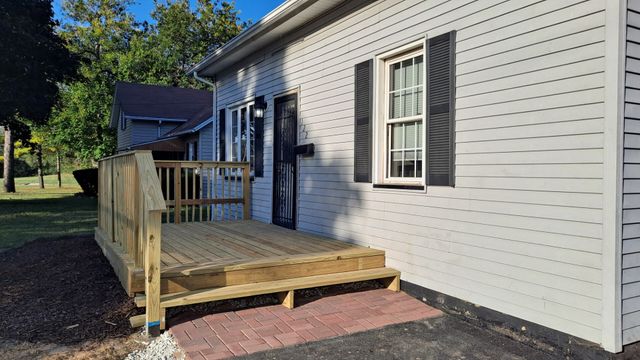 122 Portland Avenue, Oglesby, IL 61348