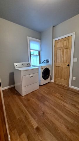 122 Portland Avenue, Oglesby, IL 61348