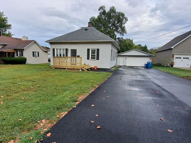 122 Portland Avenue, Oglesby, IL 61348