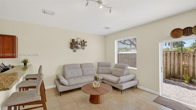 9041 SW 227th St 5, Cutler Bay, FL 33190