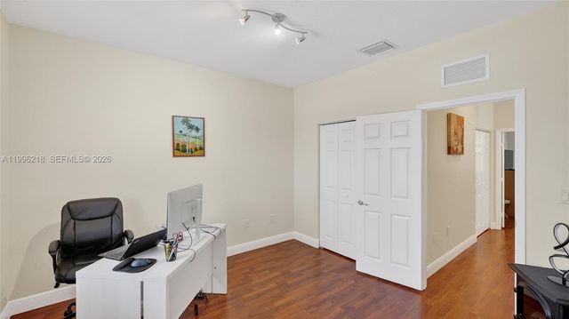 9041 SW 227th St 5, Cutler Bay, FL 33190