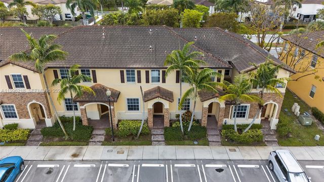 9041 SW 227th St 5, Cutler Bay, FL 33190