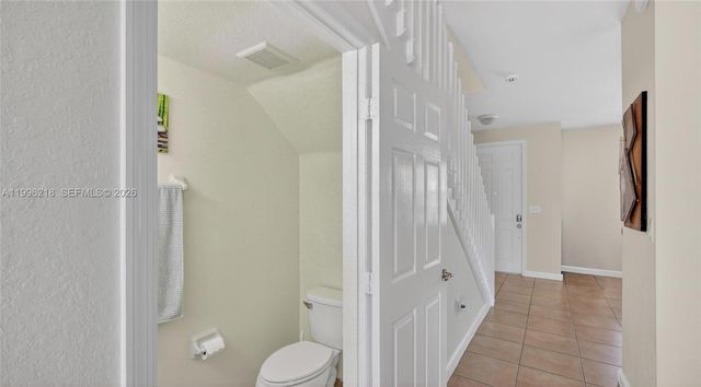 9041 SW 227th St 5, Cutler Bay, FL 33190